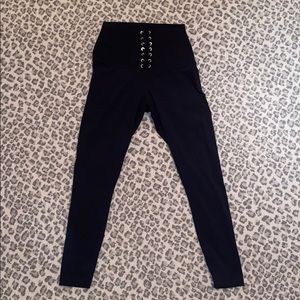 NWOT WeWoreWhat Leggings